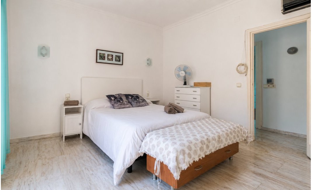 Videresalg -  Hytte / villa -
Albir