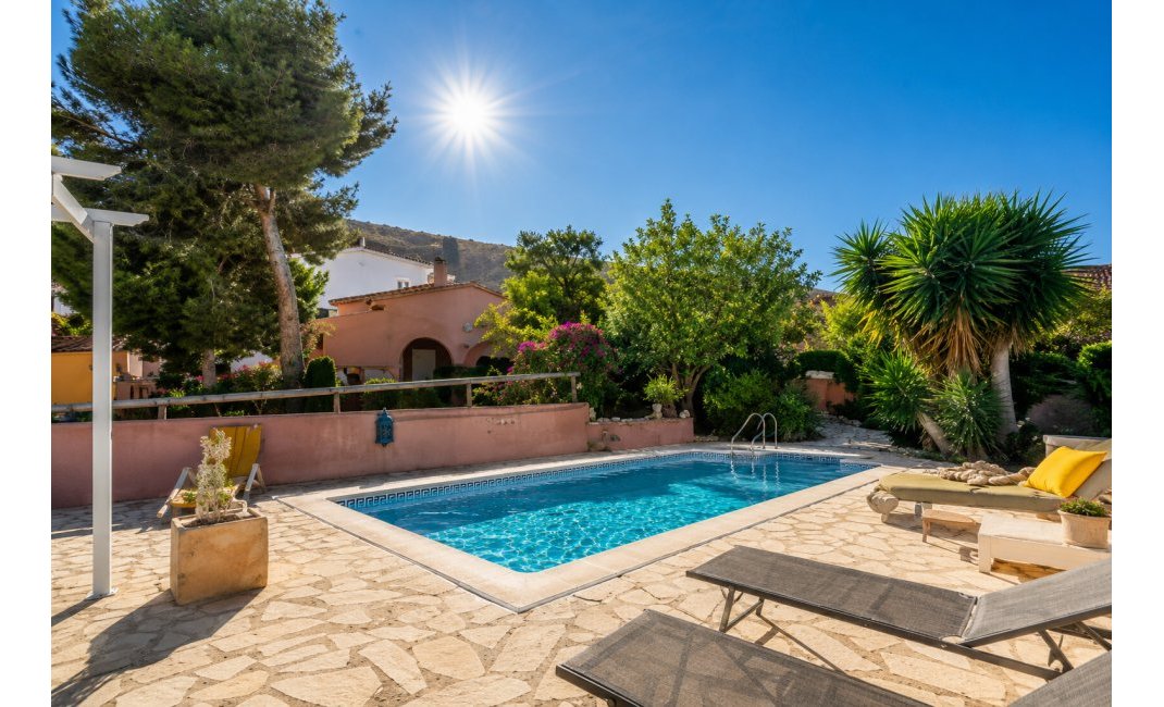 Videresalg -  Hytte / villa -
Albir