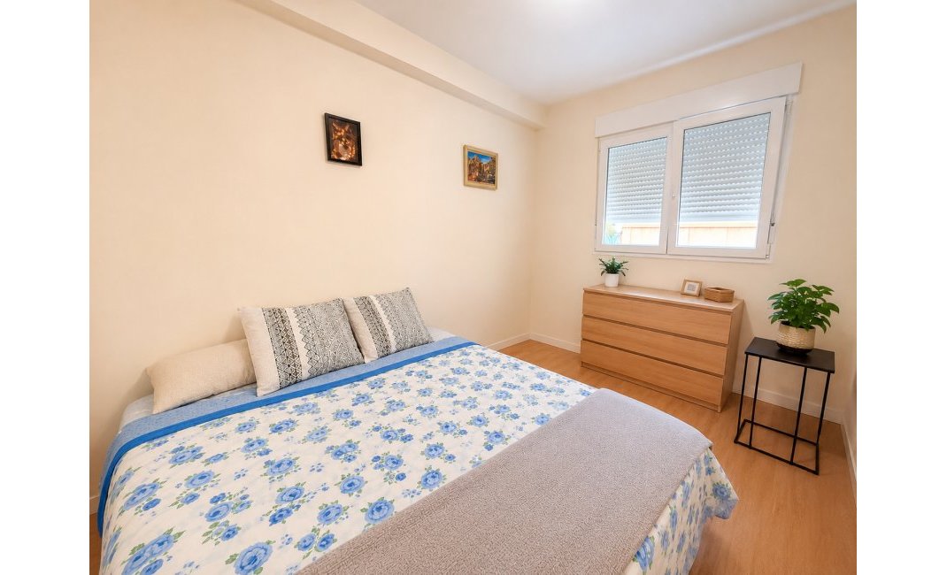 Resale -  Chalet / Villa -
Benidorm - Rincon de Loix Llano