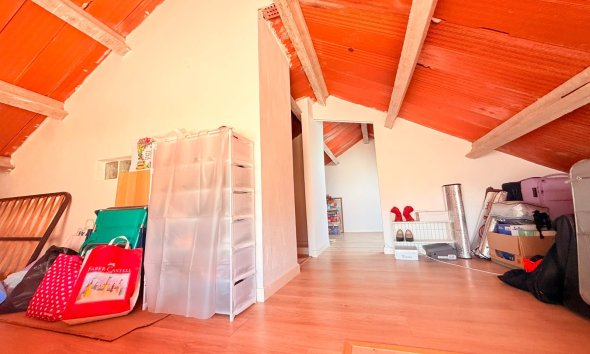 Resale -  Chalet / Villa -
Benidorm - Rincon de Loix Llano