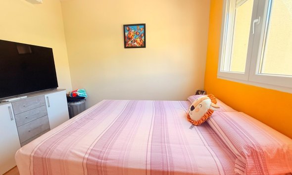 Resale -  Chalet / Villa -
Benidorm - Rincon de Loix Llano