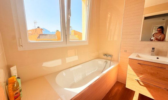 Resale -  Chalet / Villa -
Benidorm - Rincon de Loix Llano