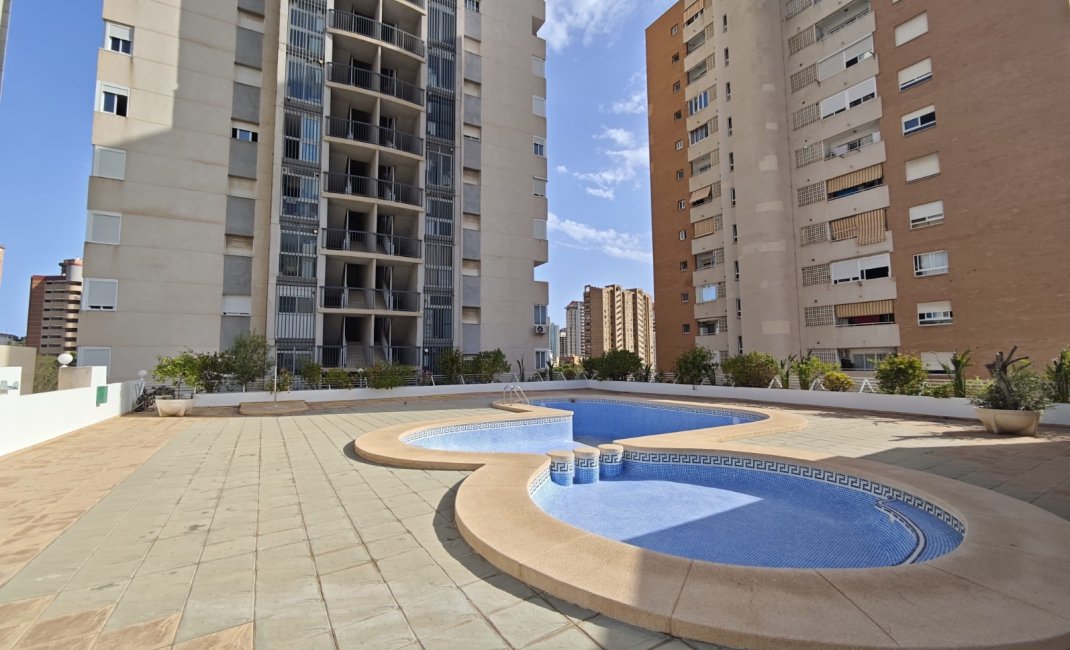 Resale - Apartment / Flat -
Benidorm - Poniente