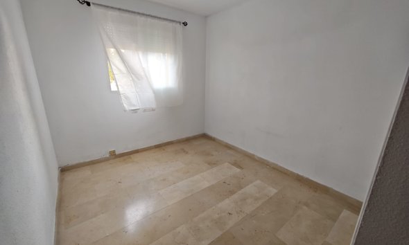 Resale - Apartment / Flat -
Benidorm - Poniente