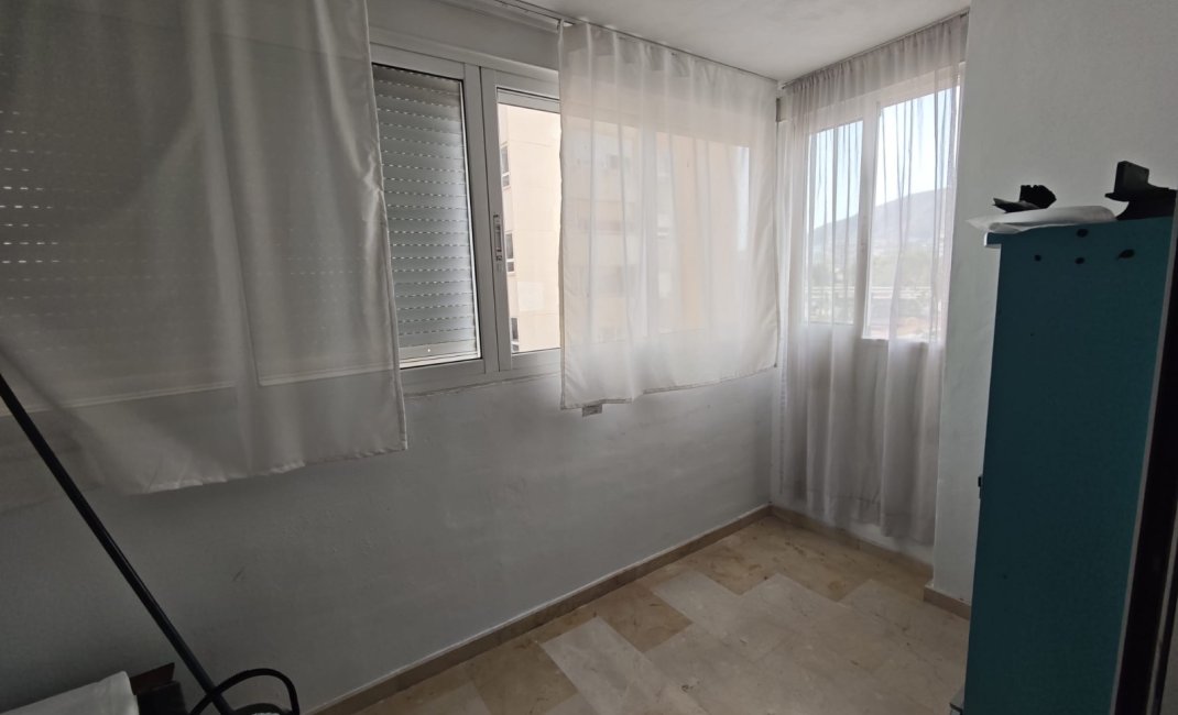 Resale - Apartment / Flat -
Benidorm - Poniente