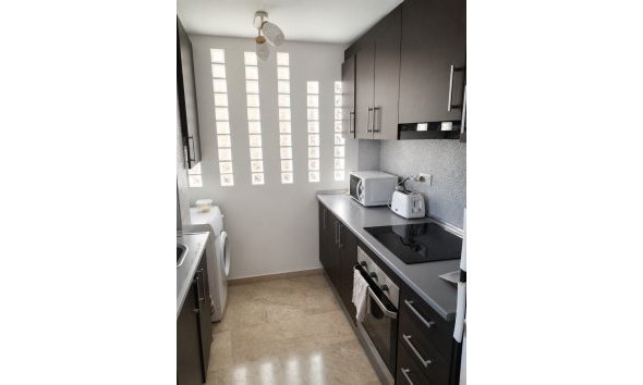 Location à long terme - Appartement -
Albir