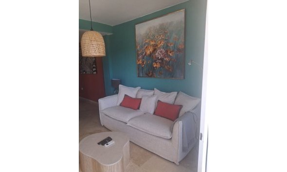 Location à long terme - Appartement -
Albir