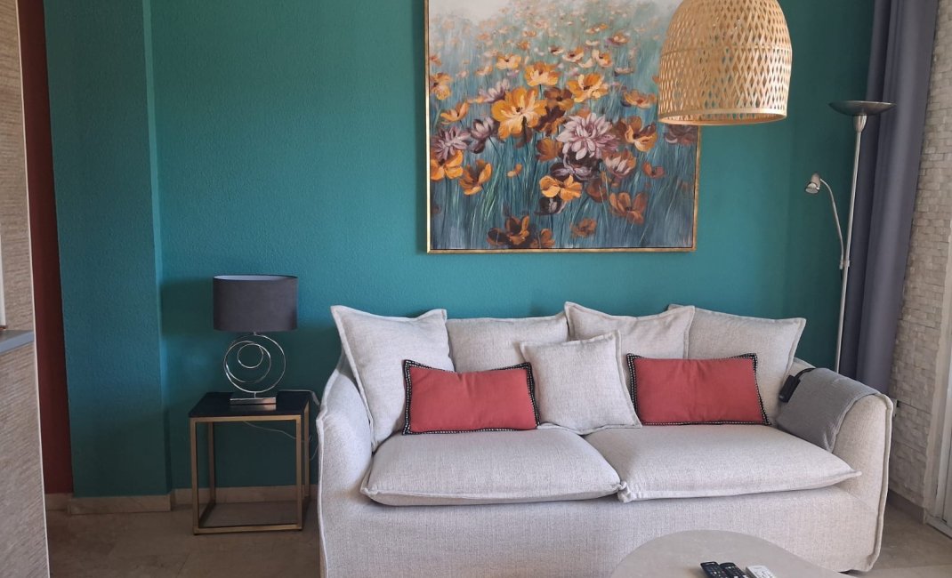 Location à long terme - Appartement -
Albir