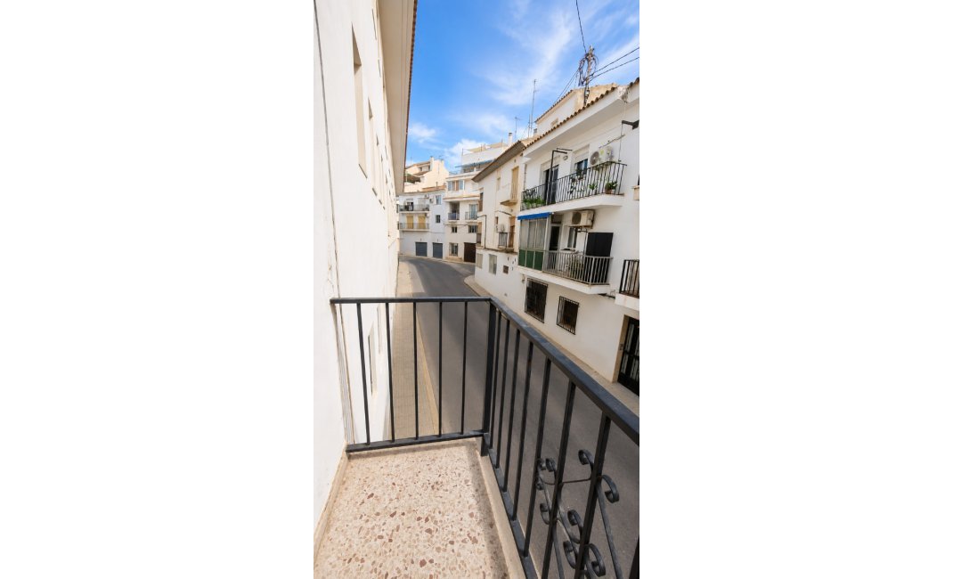 Reventa - Apartamento / Piso -
Altea - Sierra de Altea