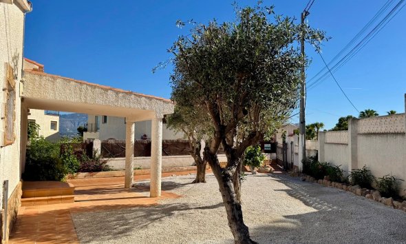Reventa - Chalet / Villa  -
Albir