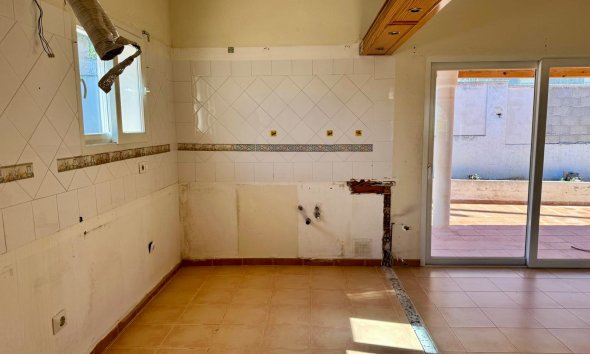 Reventa - Chalet / Villa  -
Albir