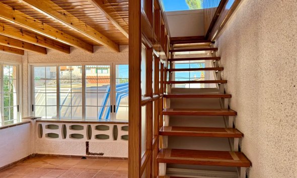 Reventa - Chalet / Villa  -
Albir