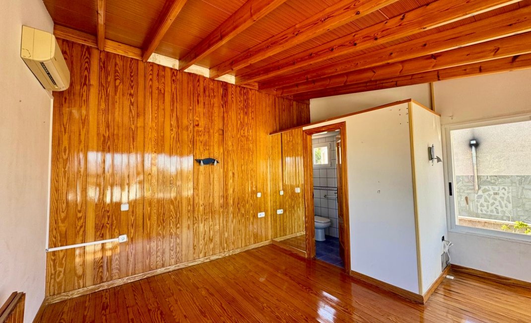 Reventa - Chalet / Villa  -
Albir