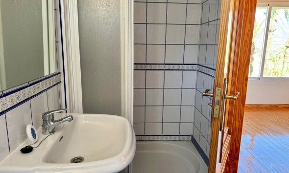 Reventa - Chalet / Villa  -
Albir