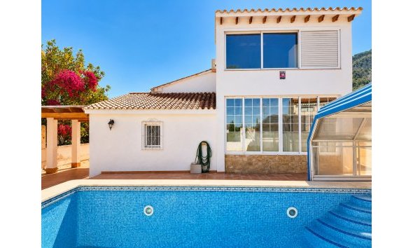 Reventa - Chalet / Villa  -
Albir