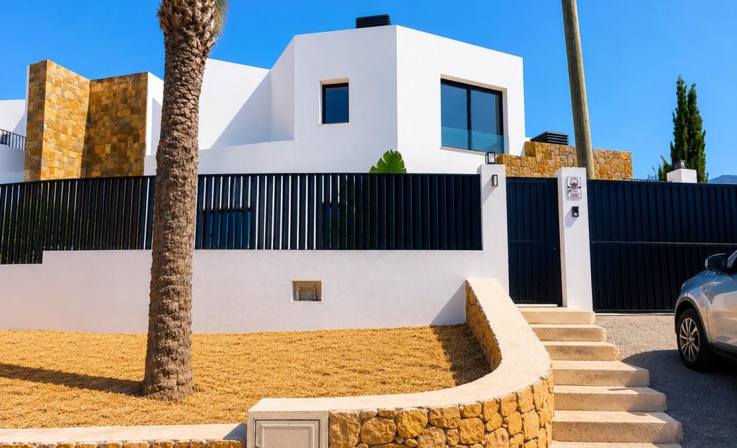 Resale -  Chalet / Villa -
Alfaz del Pi - Alfas del Pí