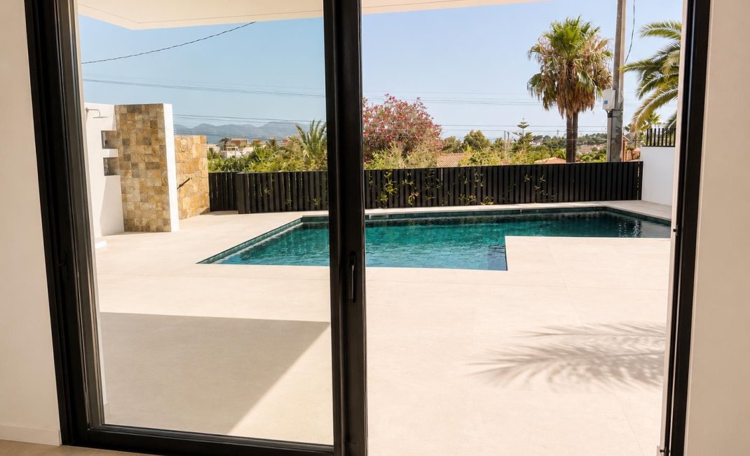 Resale -  Chalet / Villa -
Alfaz del Pi - Alfas del Pí