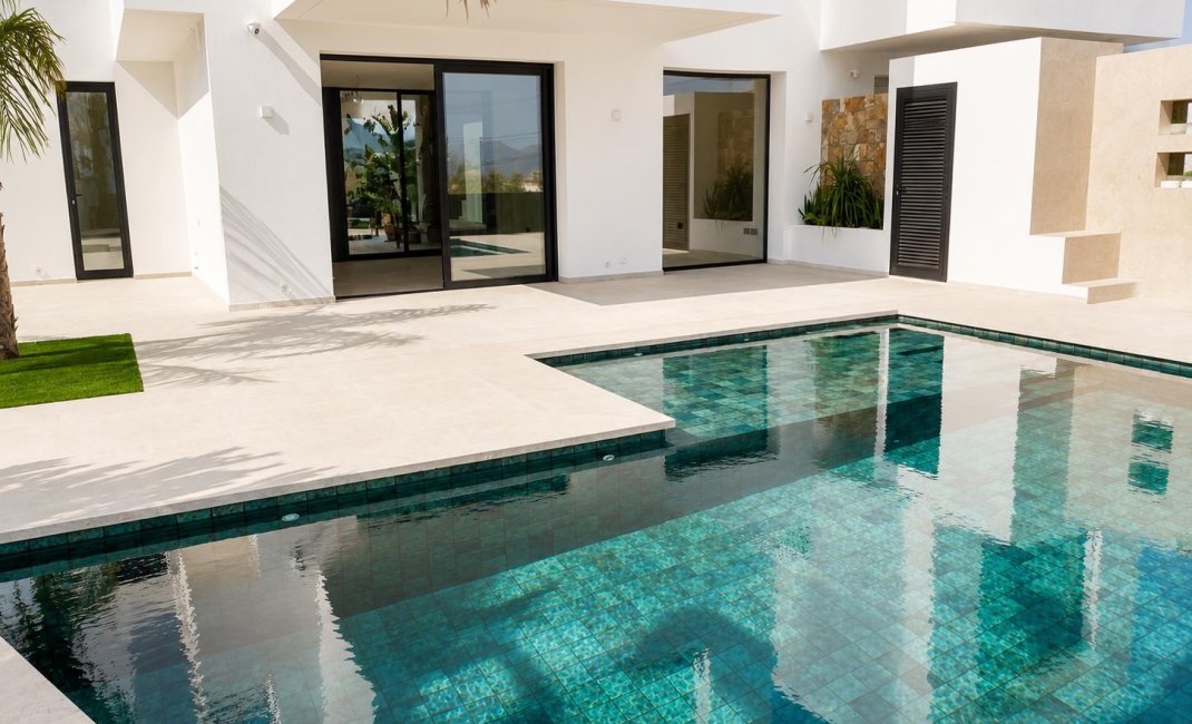 Resale -  Chalet / Villa -
Alfaz del Pi - Alfas del Pí