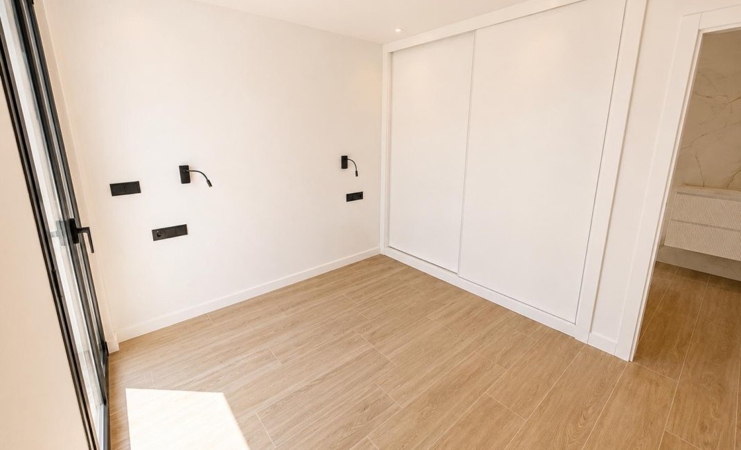 Resale -  Chalet / Villa -
Alfaz del Pi - Alfas del Pí