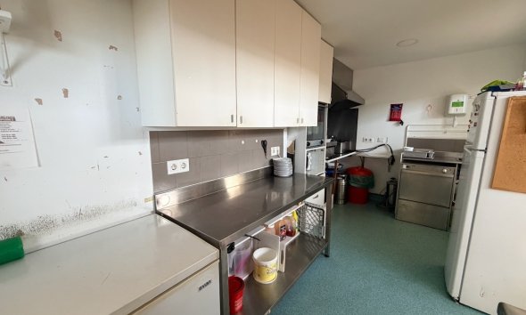  Alquiler larga estancia - Comercial -
La Nucía