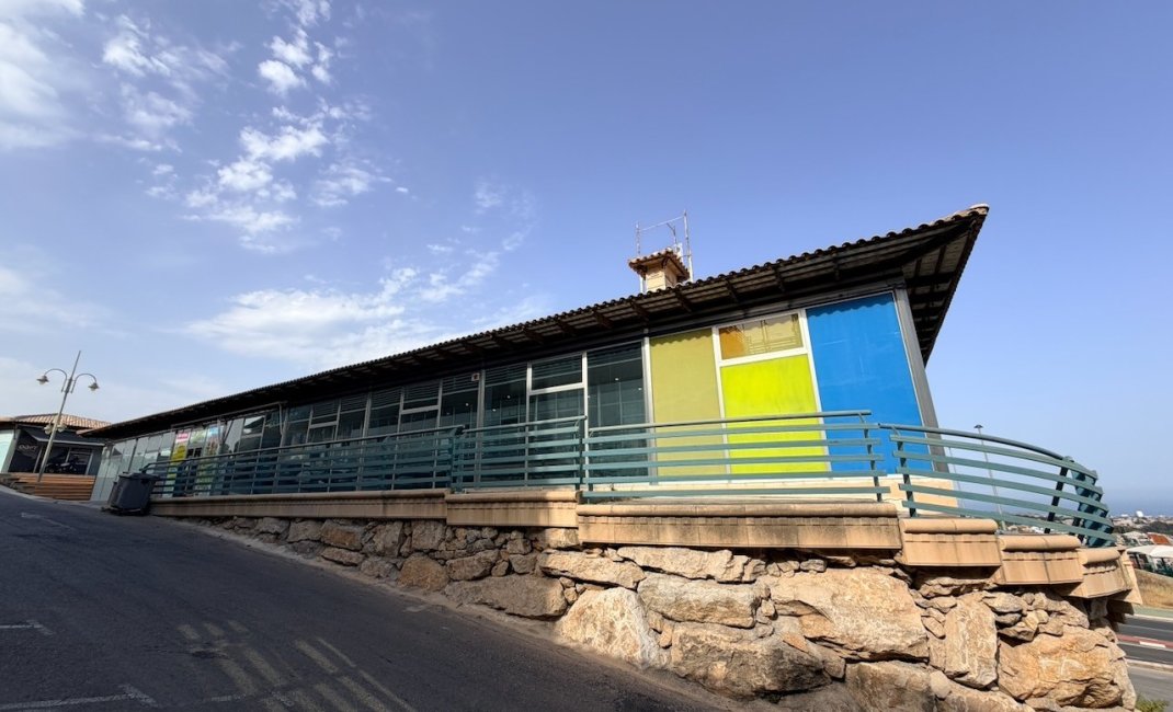  Alquiler larga estancia - Comercial -
La Nucía