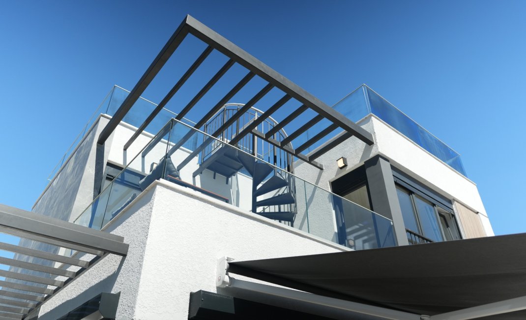 Resale -  Chalet / Villa -
La Nucía