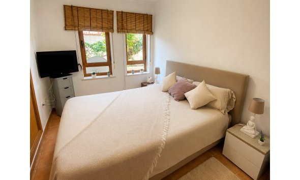 Revente - Appartement -
Albir