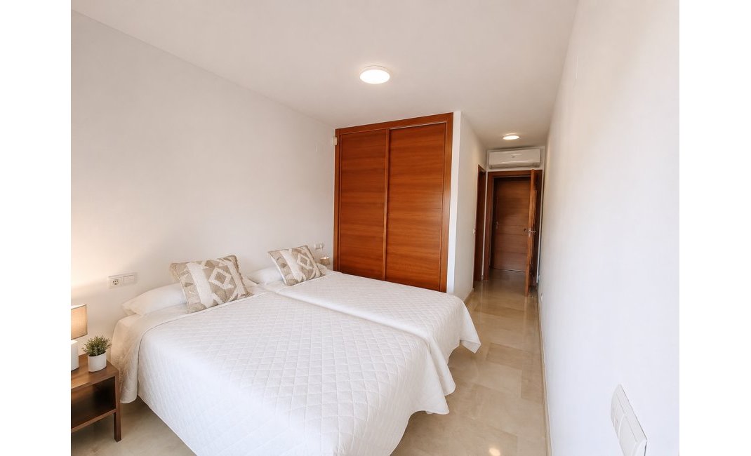 Revente - Appartement -
Albir