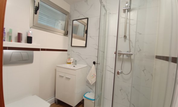 Revente - Appartement -
Albir
