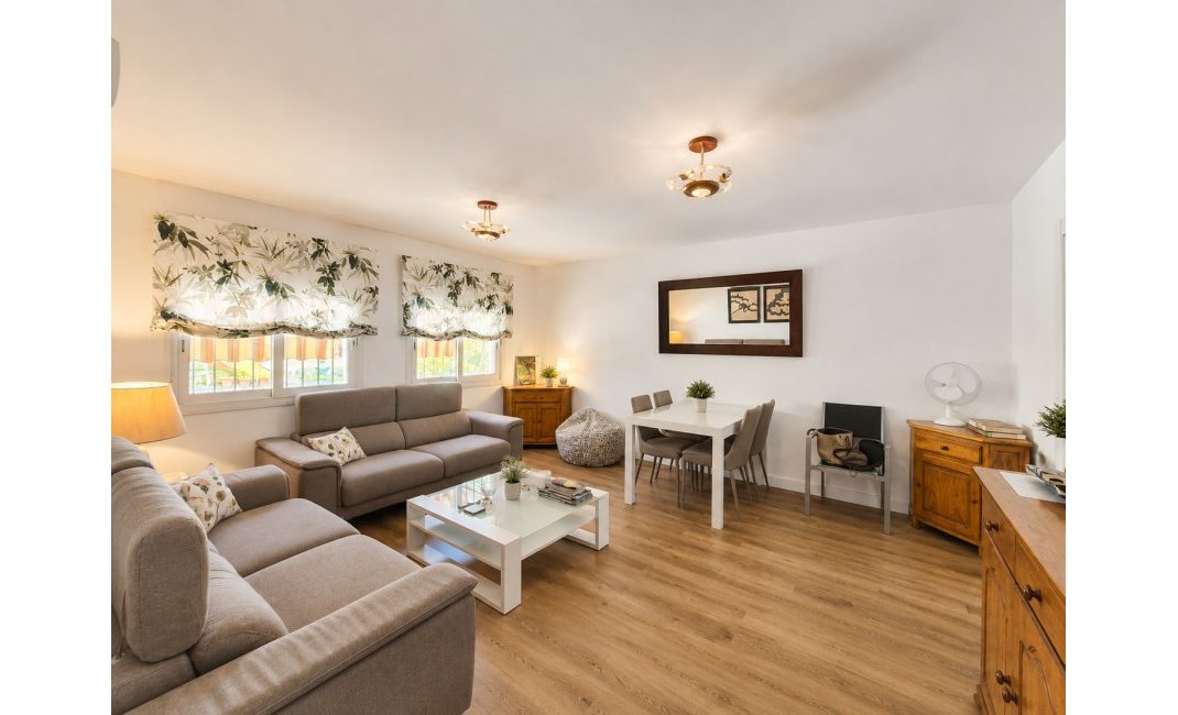 Long Term Rental - Apartment / Flat -
Albir