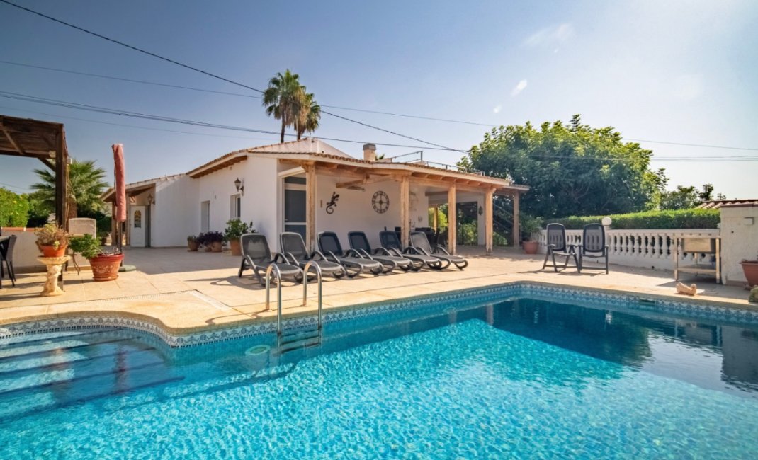 Revente - Villa -
Alfaz del Pi - El Romeral