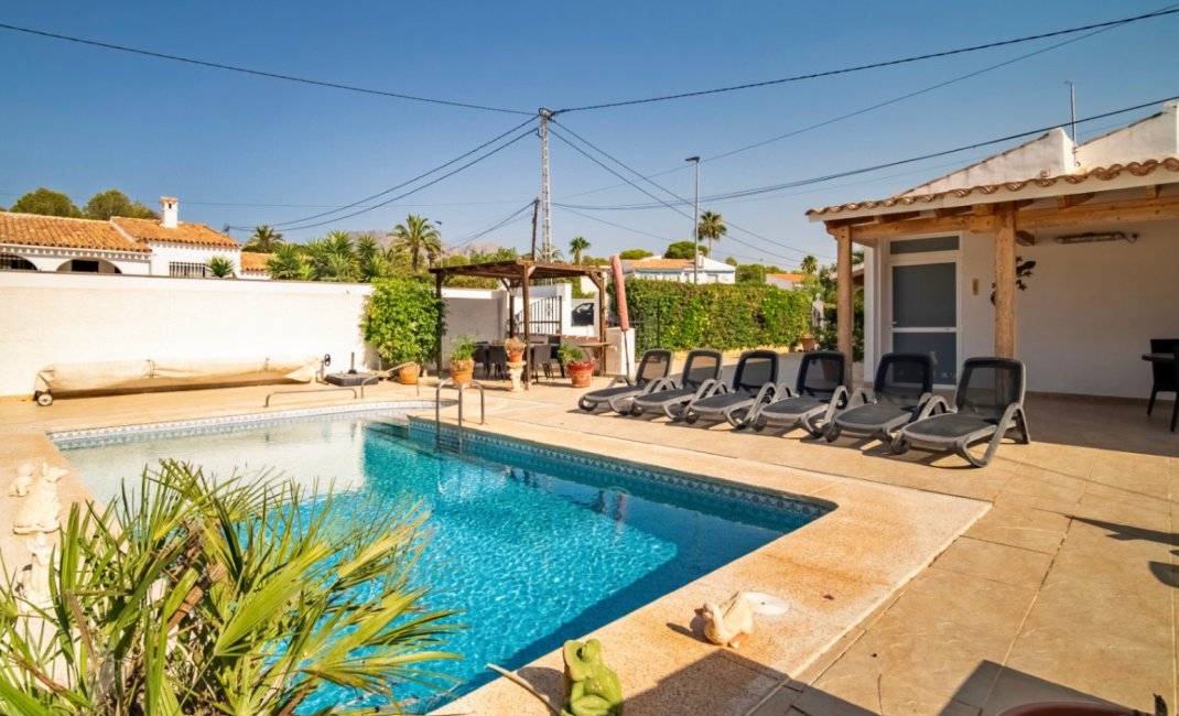 Revente - Villa -
Alfaz del Pi - El Romeral
