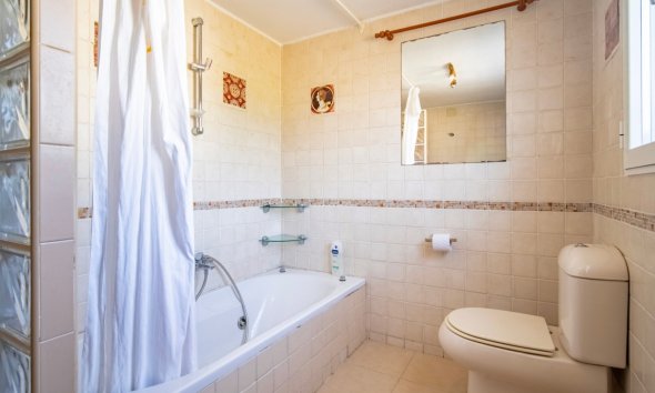 Revente - Villa -
Alfaz del Pi - El Romeral