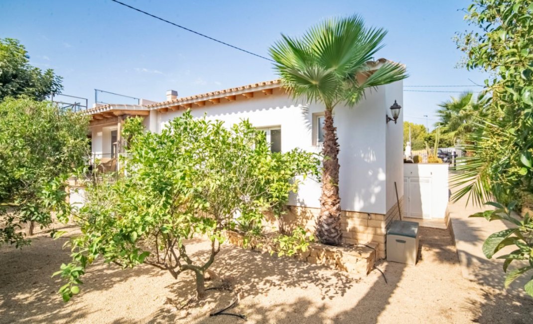 Revente - Villa -
Alfaz del Pi - El Romeral