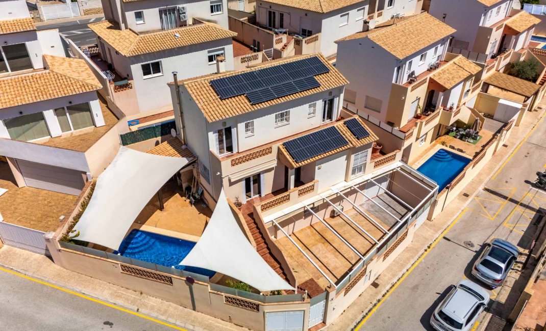 Videresalg - Villa -
Alfaz del Pi - San Rafael