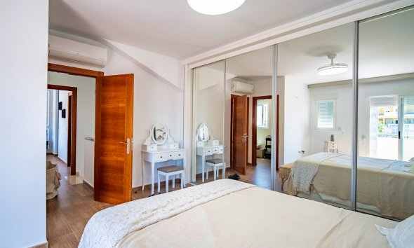 Videresalg - Villa -
Alfaz del Pi - San Rafael