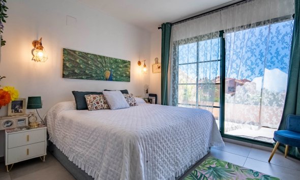 Videresalg - Bungalow -
Finestrat - Sierra cortina