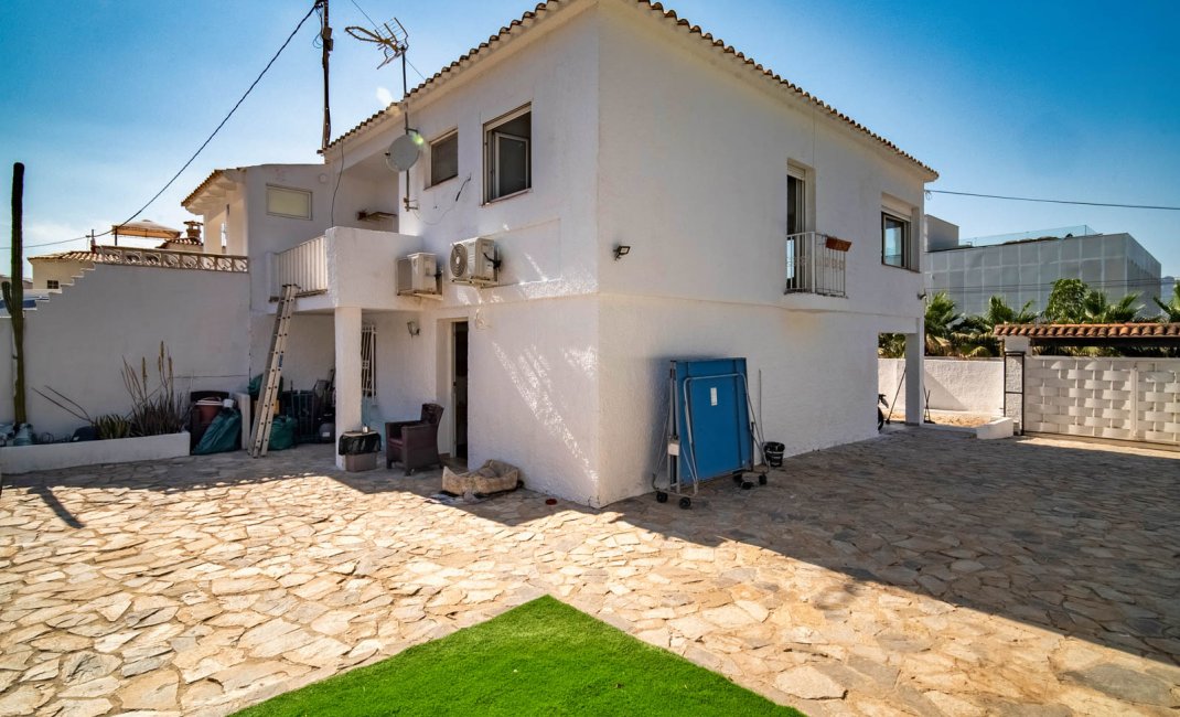 Revente - Villa -
Albir