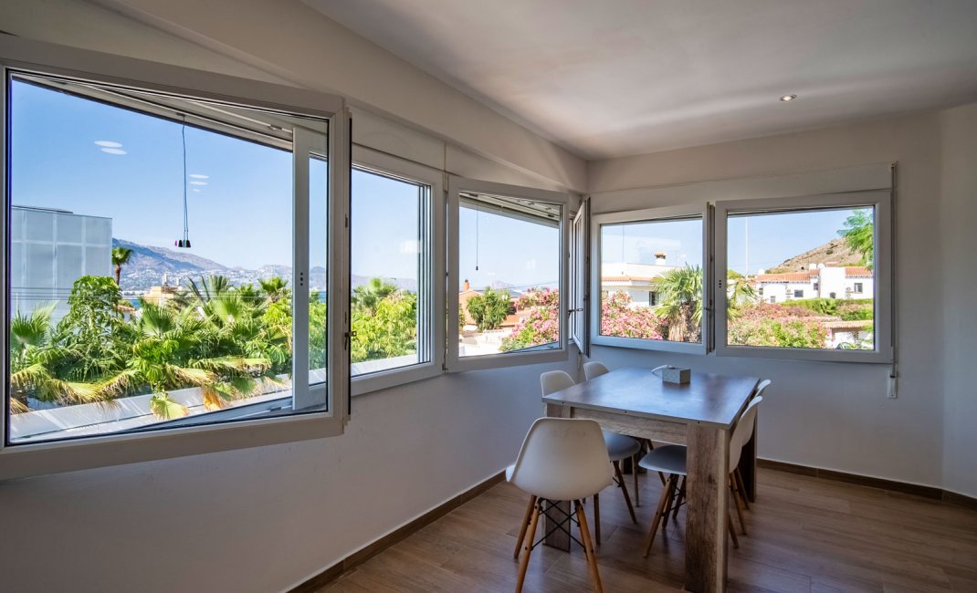 Revente - Villa -
Albir