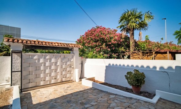 Revente - Villa -
Albir