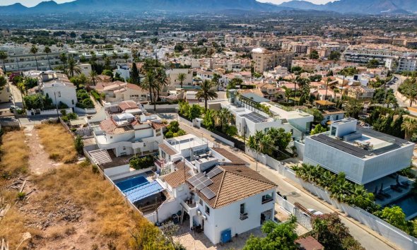 Revente - Villa -
Albir