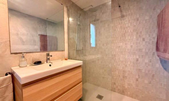 Resale - Apartment / Flat -
Altea