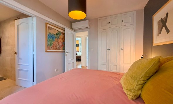 Resale - Apartment / Flat -
Altea