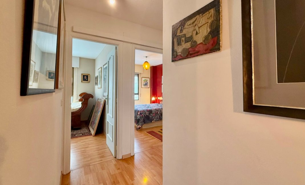 Resale - Apartment / Flat -
Altea