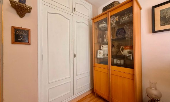 Resale - Apartment / Flat -
Altea