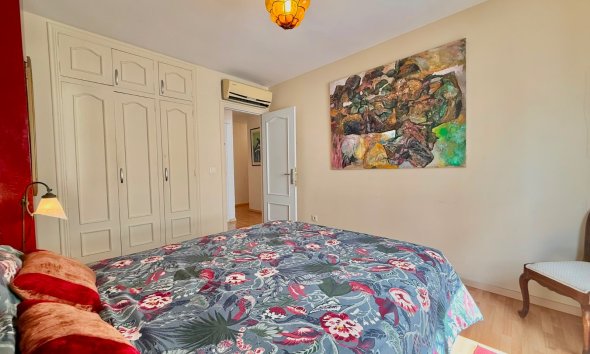 Resale - Apartment / Flat -
Altea