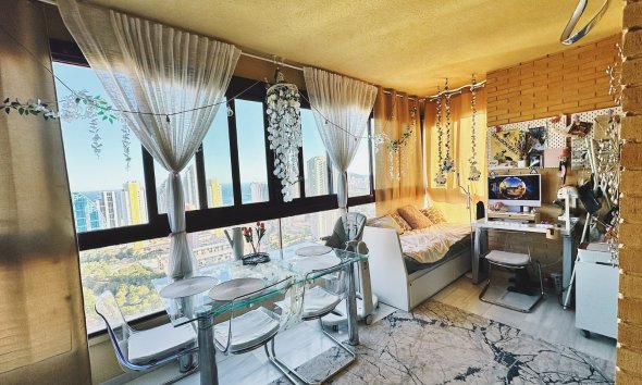 Resale - Apartment / Flat -
Benidorm - Zona de Poniente