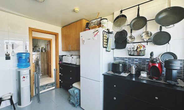 Resale - Apartment / Flat -
Benidorm - Zona de Poniente