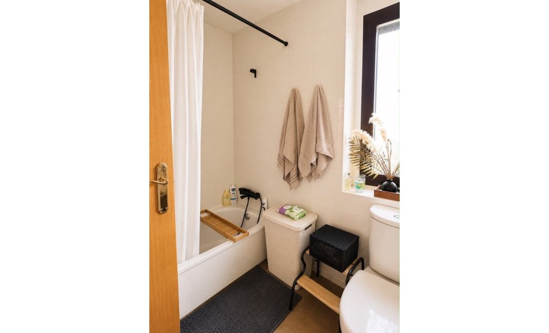 Resale - Apartment / Flat -
Benidorm - Zona de Poniente