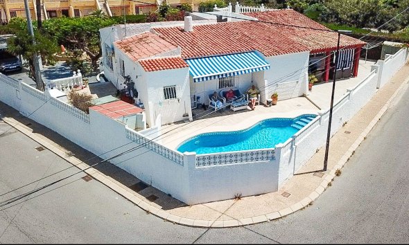 Reventa - Villa -
Albir